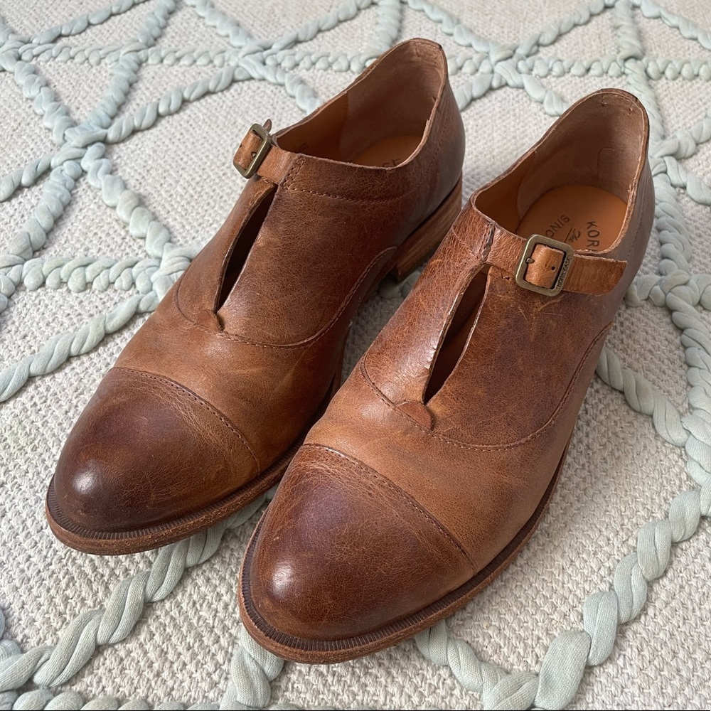 Korkease womens flats